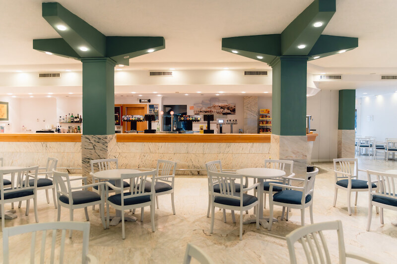 Moon Dreams Coral Beach Hotel 8