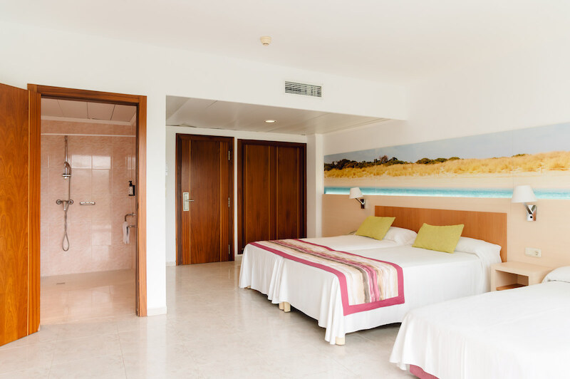 Moon Dreams Coral Beach Hotel 13