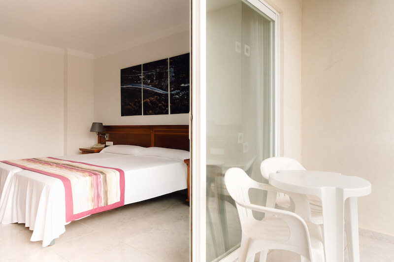 Moon Dreams Coral Beach Hotel 14