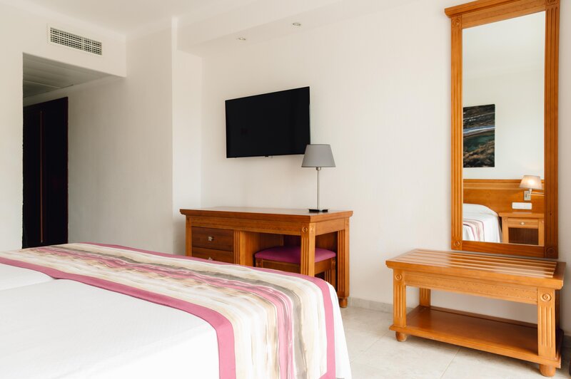 Moon Dreams Coral Beach Hotel 28