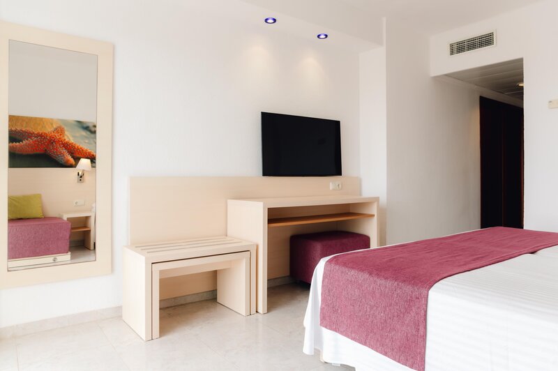 Moon Dreams Coral Beach Hotel 52