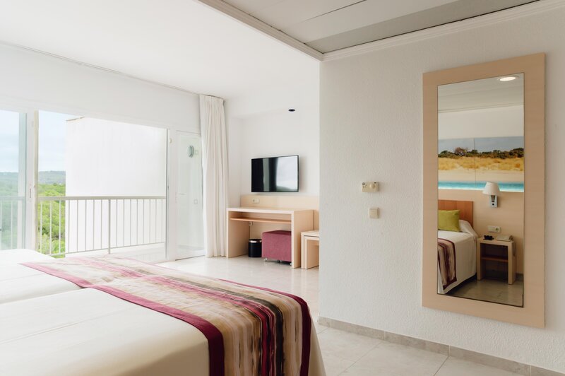 Moon Dreams Coral Beach Hotel 59