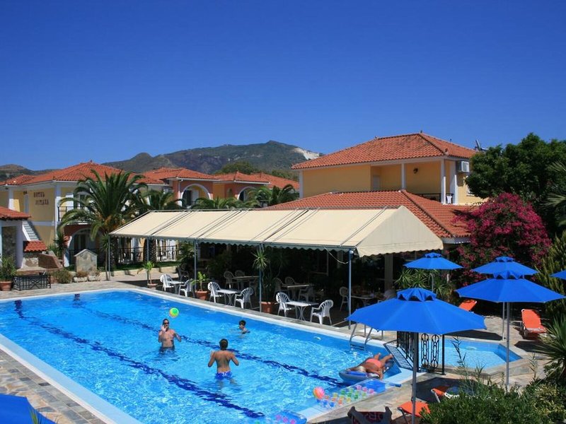 Metaxa 10
