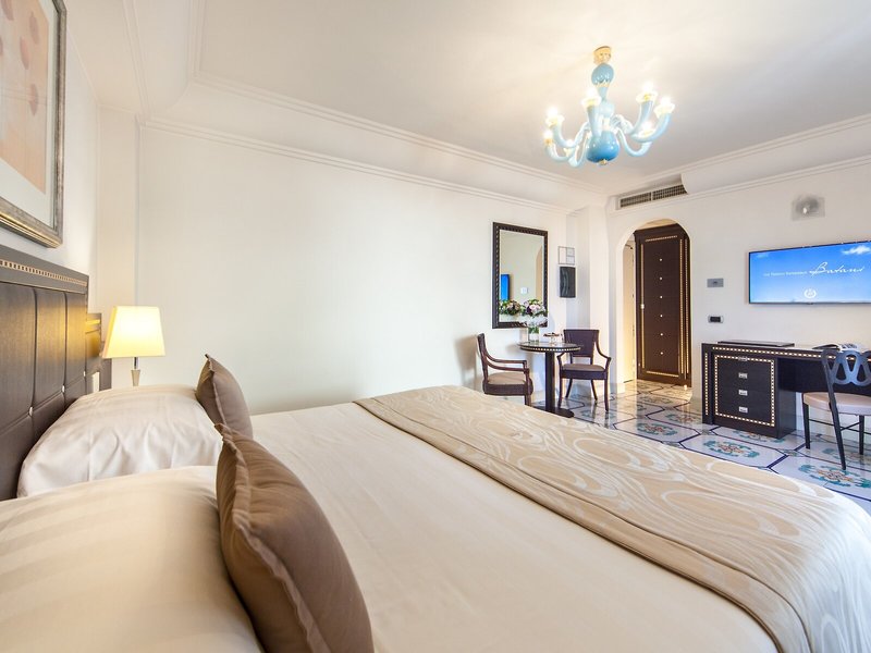 Palace Hotel 22