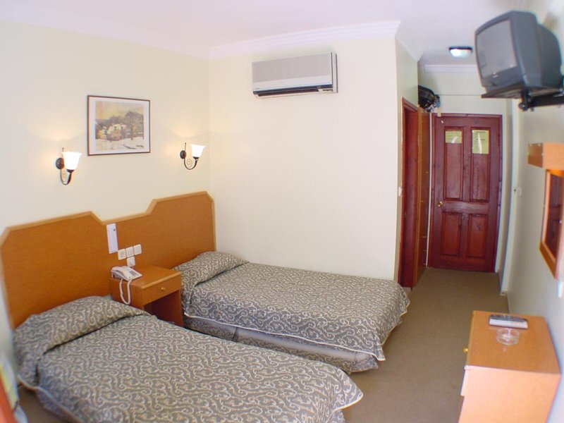 Belcehan Beach Hotel 15