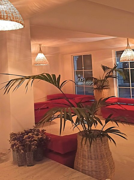 Garden Palace 15