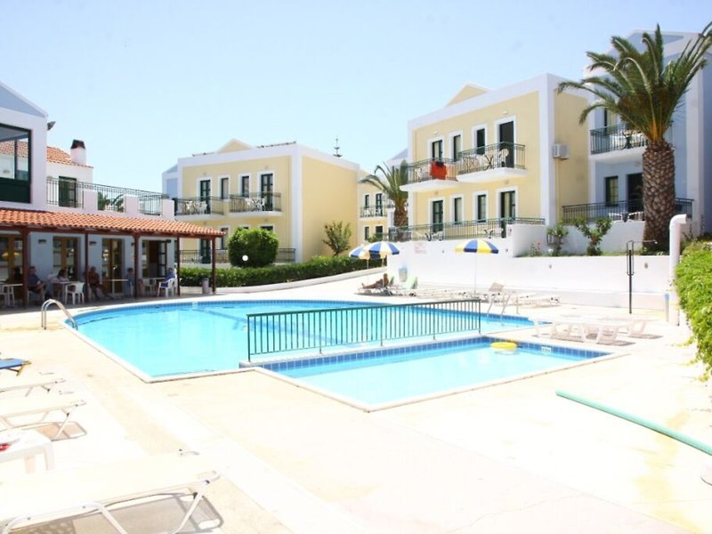 Camari Garden Hotel Apartments 16