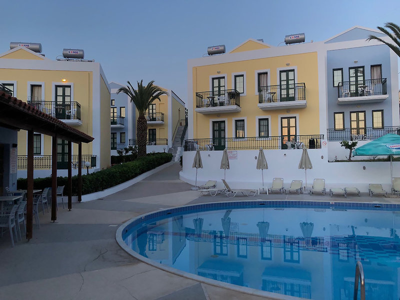 Camari Garden Hotel Apartments 2