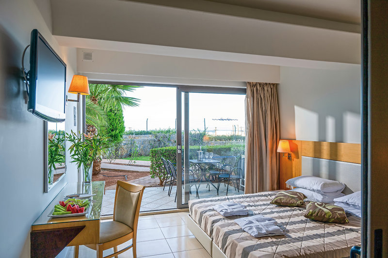 Grand Hotel Holiday Resort 5