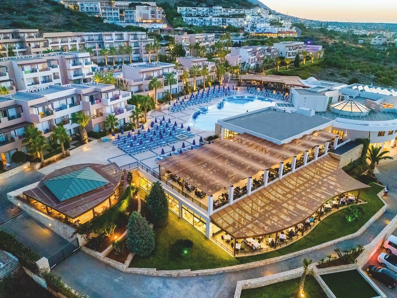 Grand Hotel Holiday Resort 17