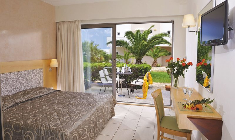 Grand Hotel Holiday Resort 37