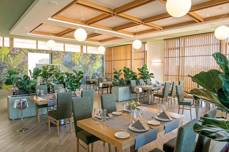 Grand Hotel Holiday Resort 9 - Restaurant