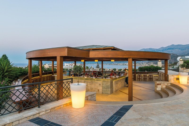 Grand Hotel Holiday Resort 10