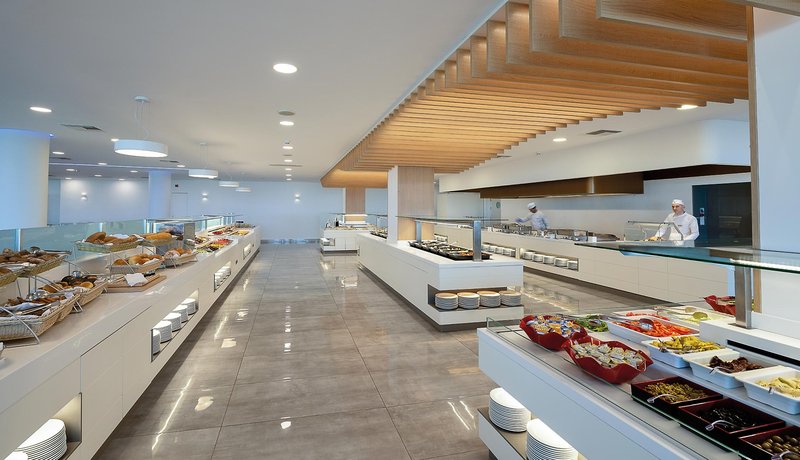 Grand Hotel Holiday Resort 12