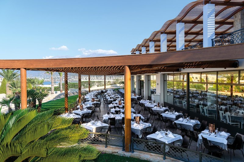 Grand Hotel Holiday Resort 16