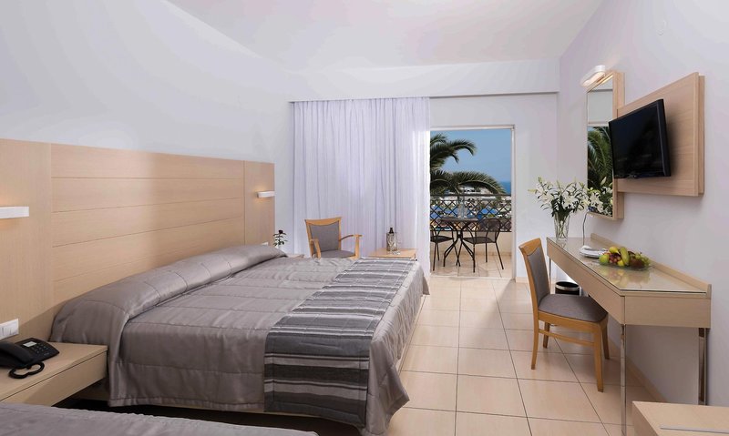 Grand Hotel Holiday Resort 22