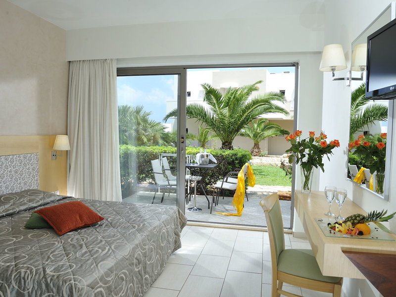 Grand Hotel Holiday Resort 26 - Room Example