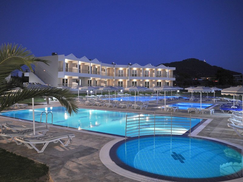 Emerald Hotel 8
