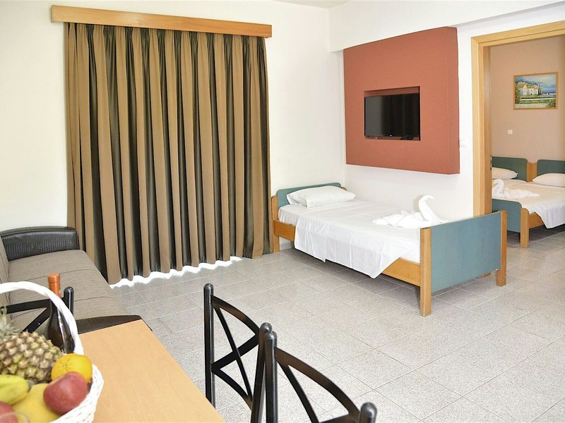 Emerald Hotel 29