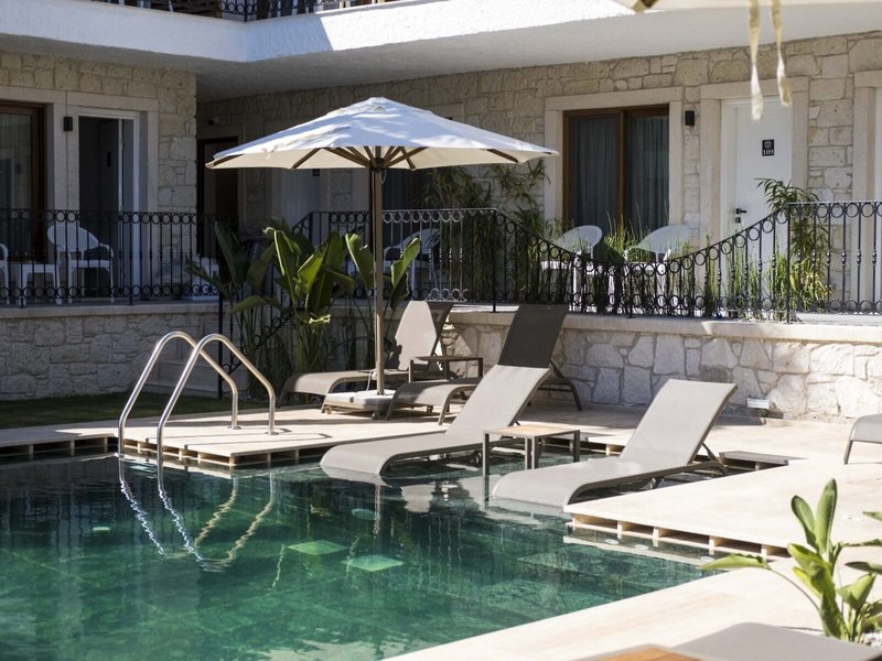 Icarus Hotel 6