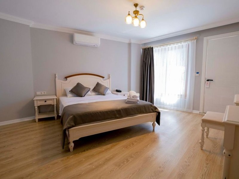 Icarus Hotel 15