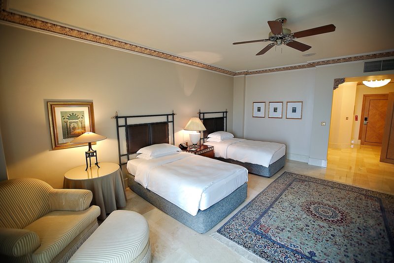 Grand Hyatt Muscat 10