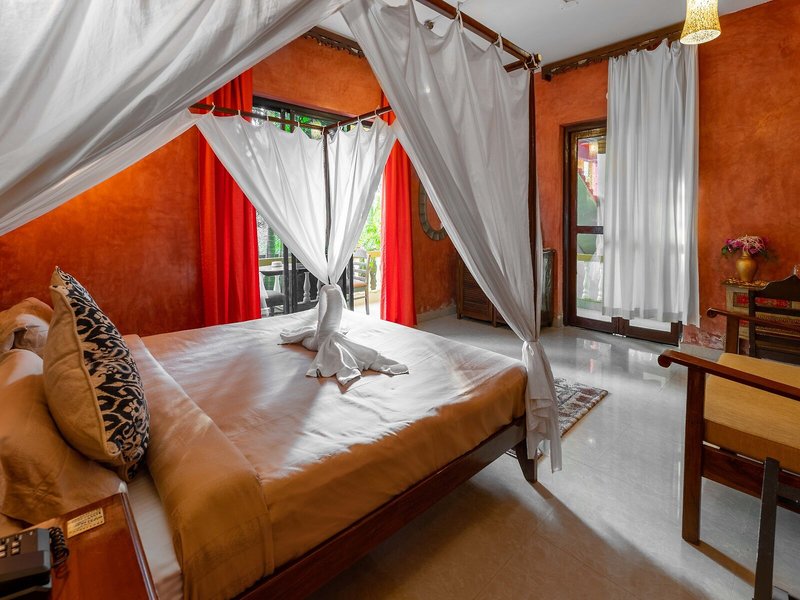 Justa Morjim Beach Resort And Spa 19