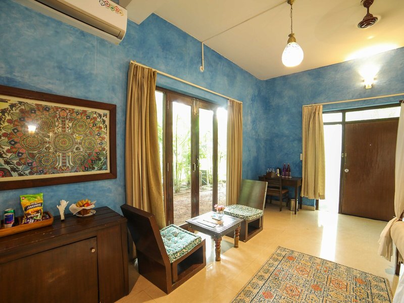 Justa Morjim Beach Resort And Spa 26