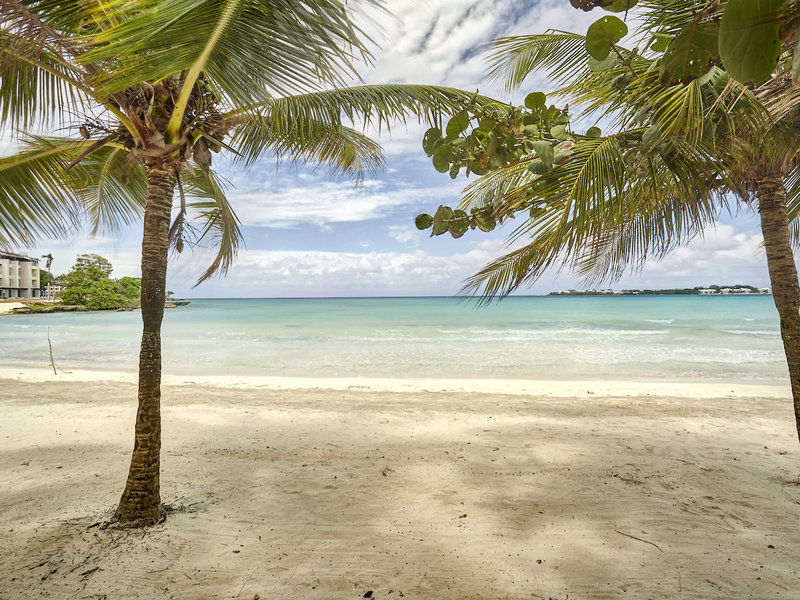 Royalton Negril Resort & Spa 10