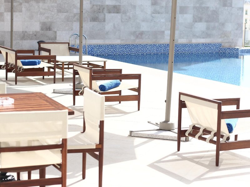 Radisson Hotel Muscat Panorama 13