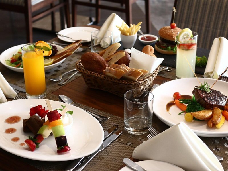 Radisson Hotel Muscat Panorama 26