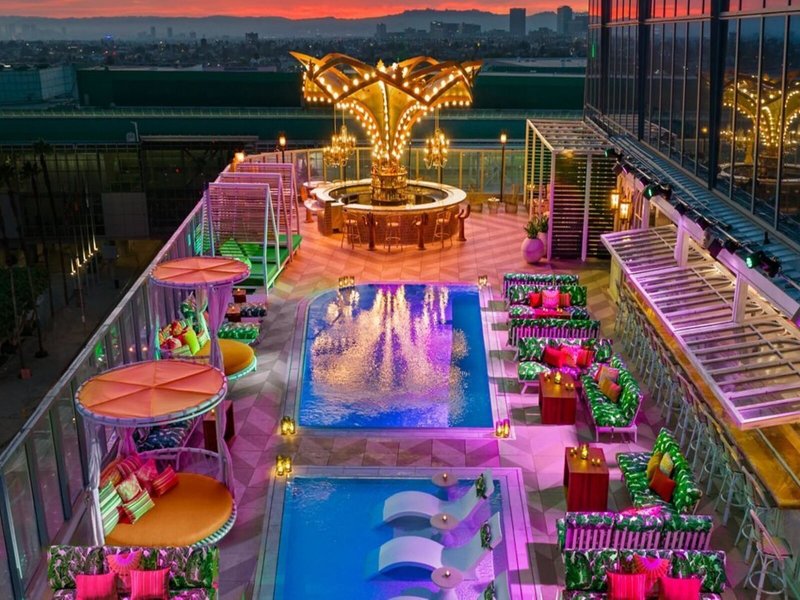Moxy Downtown Los Angeles 10