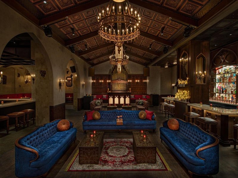 Moxy Downtown Los Angeles 12
