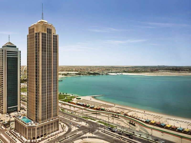 Wyndham Grand Doha West Bay Beach 1