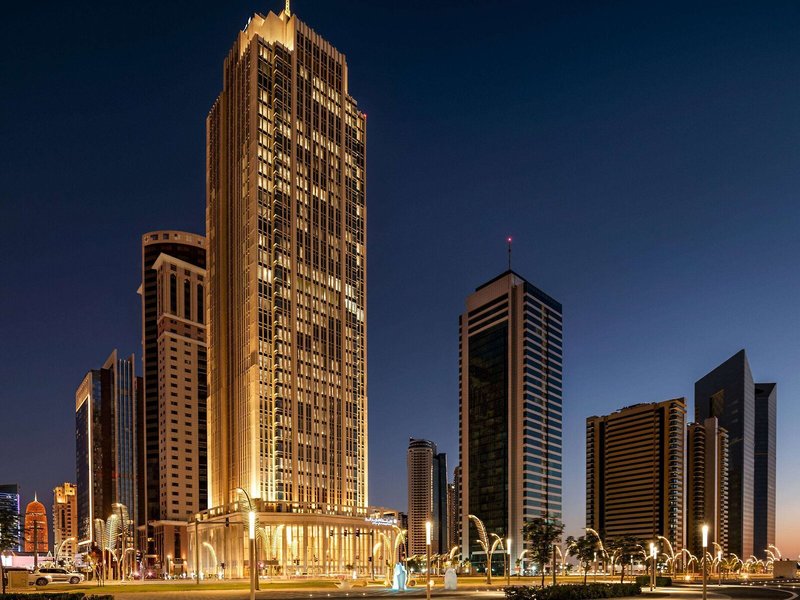 Wyndham Grand Doha West Bay Beach 3