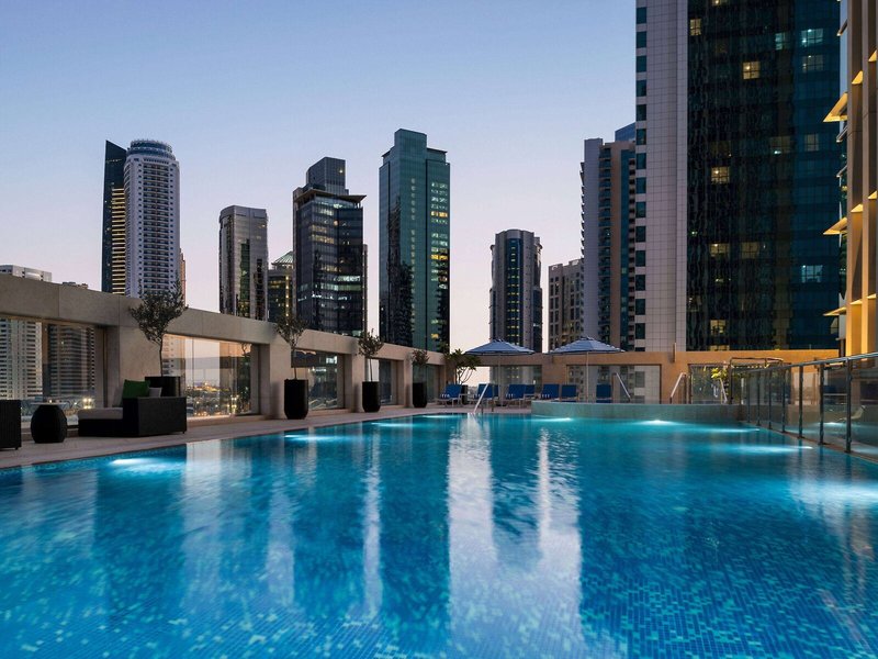 Wyndham Grand Doha West Bay Beach 8