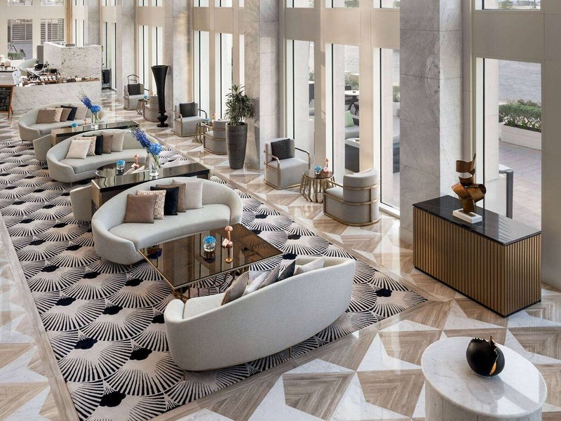 Wyndham Grand Doha West Bay Beach 9