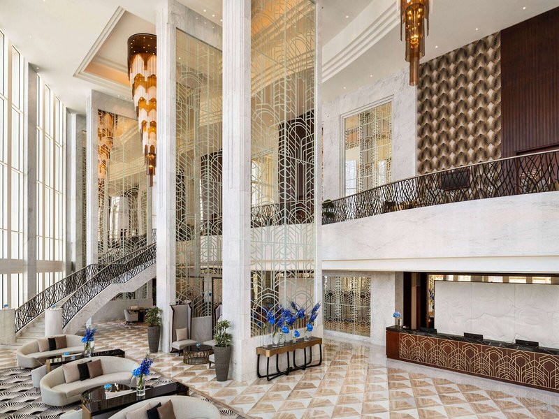 Wyndham Grand Doha West Bay Beach 11