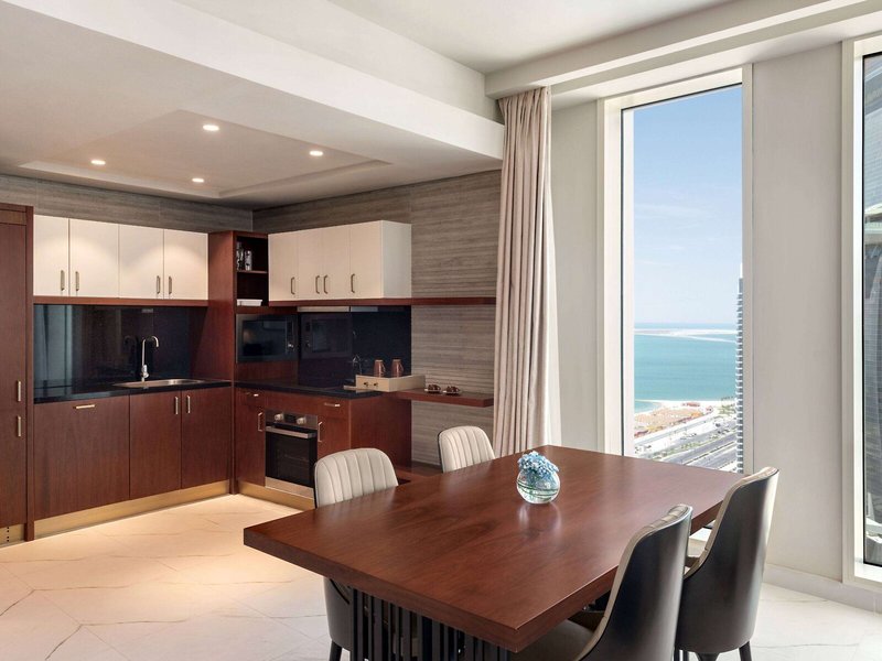 Wyndham Grand Doha West Bay Beach 17