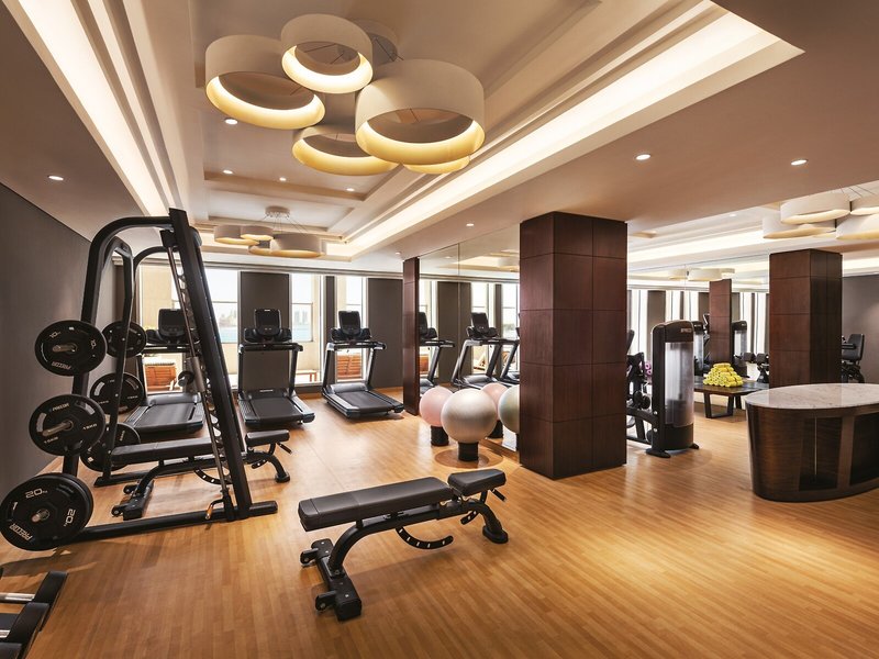 Wyndham Grand Doha West Bay Beach 26