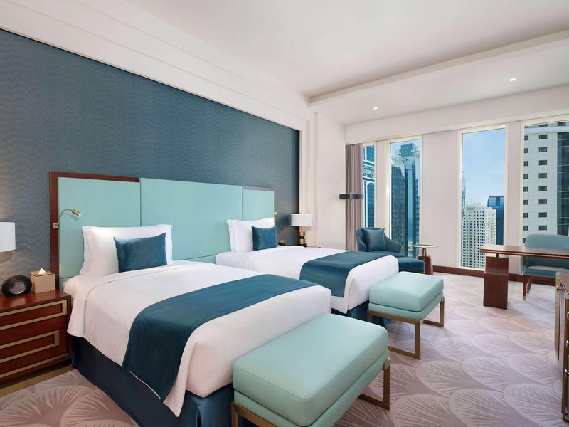 Wyndham Grand Doha West Bay Beach 47