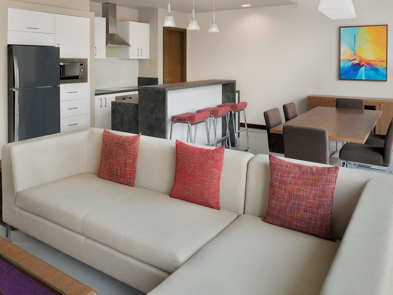 Delta Hotels City Center Doha 21