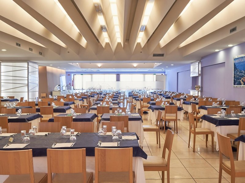 Riva Marina Resort 28