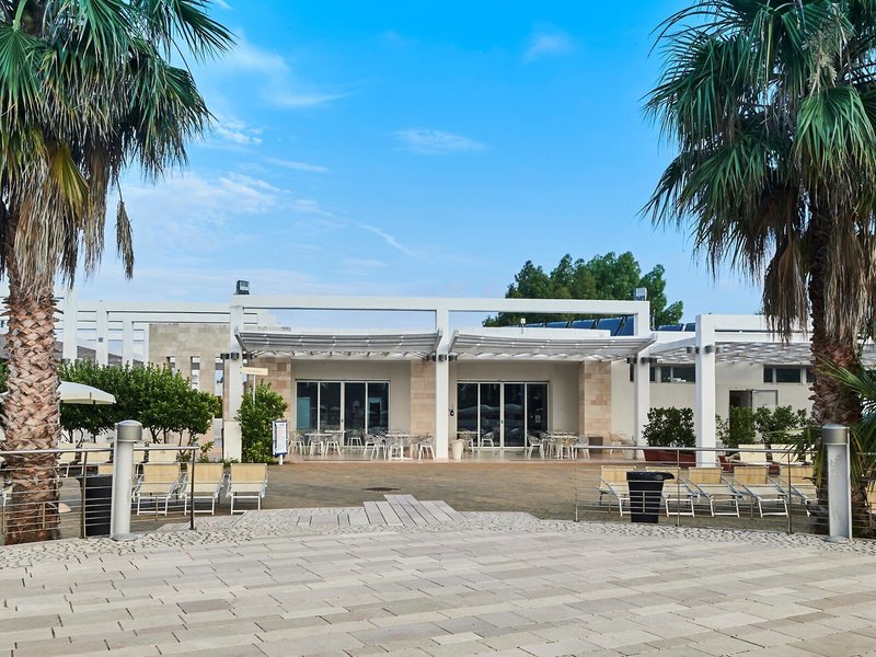 Riva Marina Resort 32