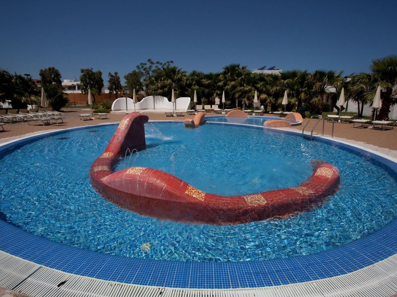 Riva Marina Resort 16