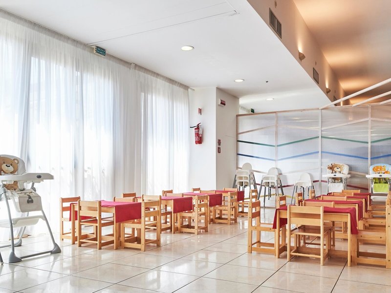 Riva Marina Resort 37