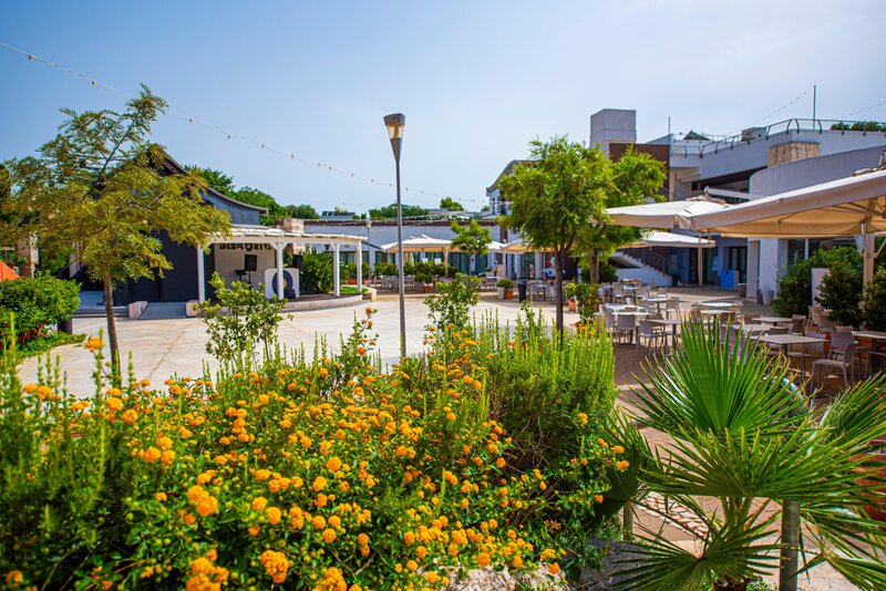 Riva Marina Resort 37