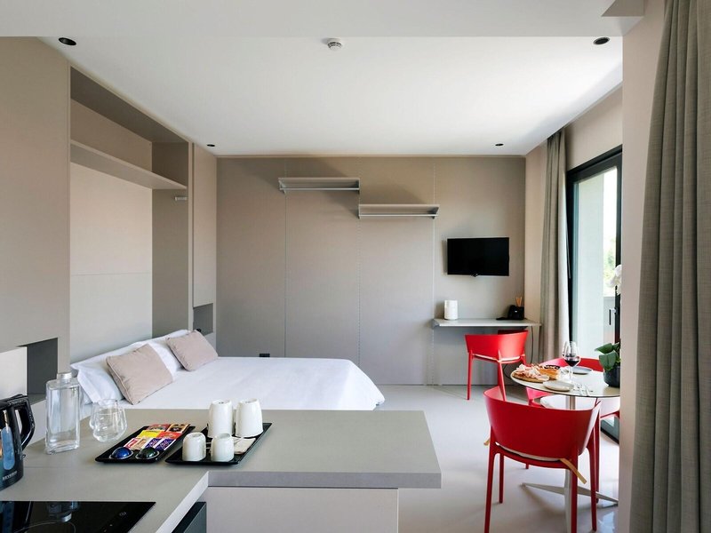 Ollen Apartments 30