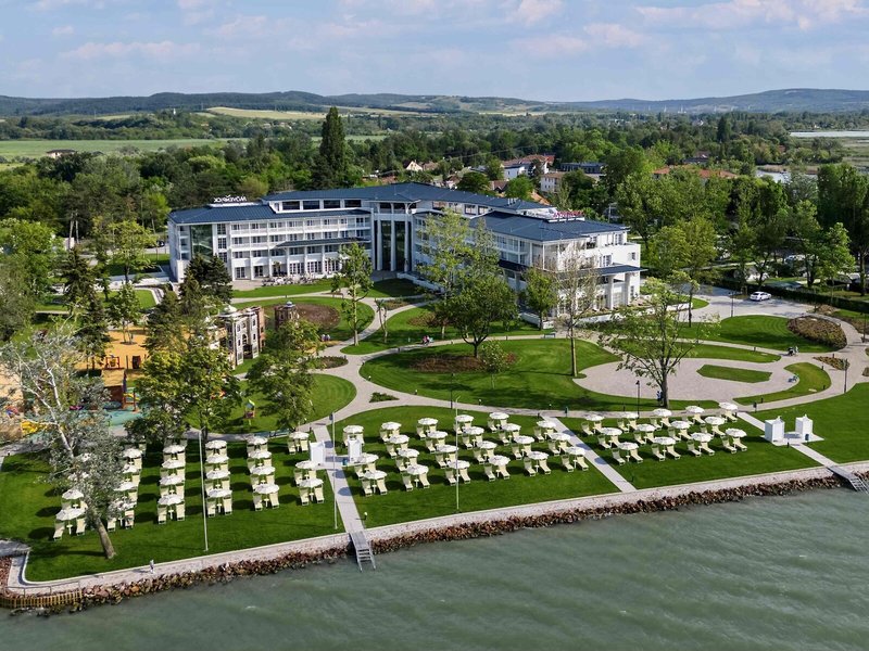 Mövenpick Balaland Resort Lake Balaton 2