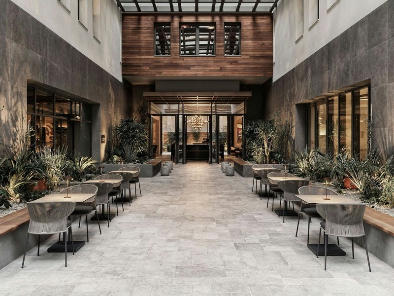 Monasty Thessaloniki, Autograph Collection 11